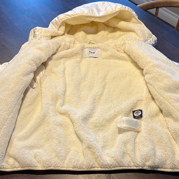 TNA Women's Cream Puffer Jacket - Picture 5 of 9